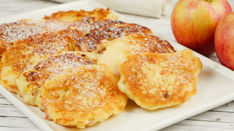 Apfel-Quark-Puffer - Apfelpüfferchen - Quarkpuffer - KrümelPlanet