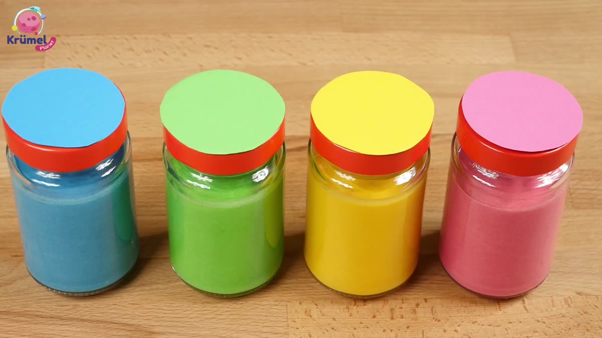 Fingerfarbe selber machen: ungiftig aus nur 4 Zutaten - Lebensmittelfarbe hinzufügen und unterrühren, bis die gewünschte Farbintensität ...